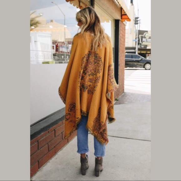 LAST ONE- Paisley Ruana - Picture 2 of 6